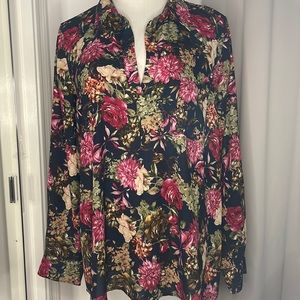 Black floral long sleeve blouse with a single pocket!